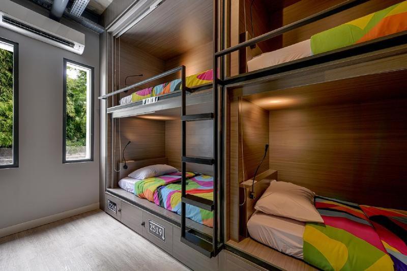 The Social House - Coliving & Hostel - Previously Known As Nomad Hostel Jacarta Exterior foto